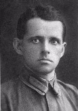 Флегинский Дмитрий Николаевич (1902-1951) - руководитель  12-дневного перевода 45 детей и женщин из Домбая на перевал Марух в августе 1942 г