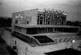 Строительство кинотеатра РОССИЯ было начато  летом 1969 года а завершего к 50-летию СССР - в декабе 1972 г
