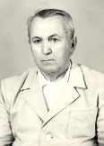 Кузнецов Кузьма Харлампиевич – заведующий облздравотделом, и.о. главного врача ОблСЭС в 50-е годы, зав. отделом особо опасных инфекций ОблСЭС.