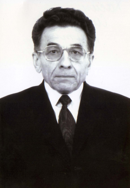 Братов Хасин Сагидович - портрет