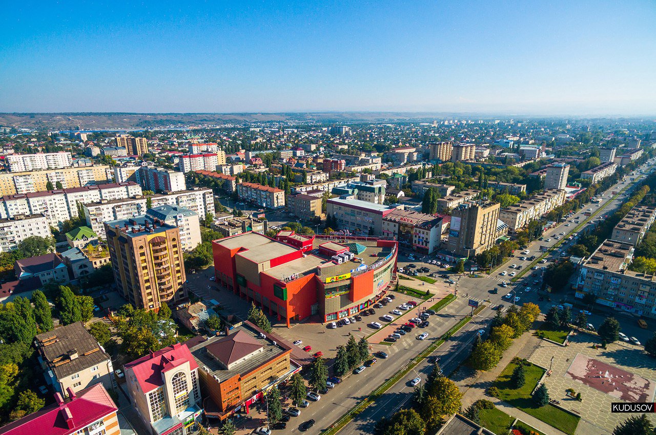 Как работают учреждения Карачаево-Черкесии  в выходную неделю?