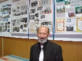Владимир Хаджибекирович Шебзухов (1936-2014) - к.п.н, профессор КЧГТИ, засл.раб.культ. КЧР, член-корр. ААН и... просто замечательный человек, увлекающийся горным туризмом и боксом. Его жизнь как яркий огонь, который греет сердце, даже когда он уже погас..