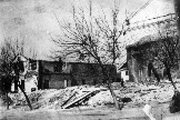 На этом месте будет осуществлена пристройка к южной части здания СШ № 10 им. Сталина.