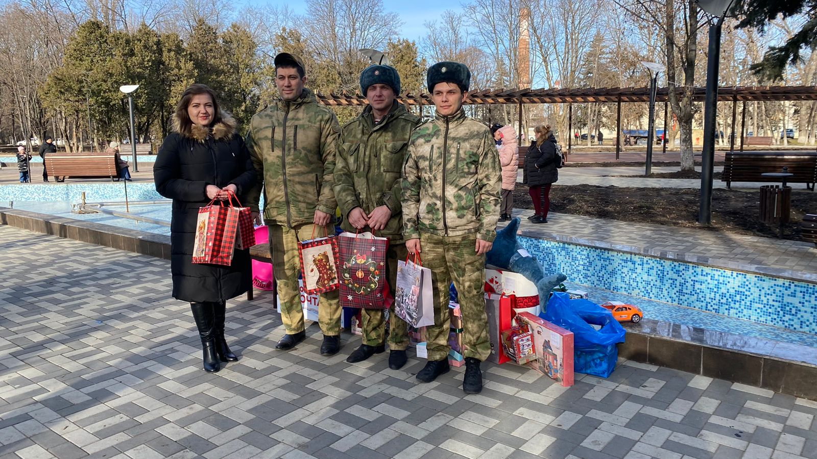 В рамках акции "Новогодняя почта" от РИА "Карачаево-Черкесия" более 130 детей Республики получили заветные подарки на Новый год