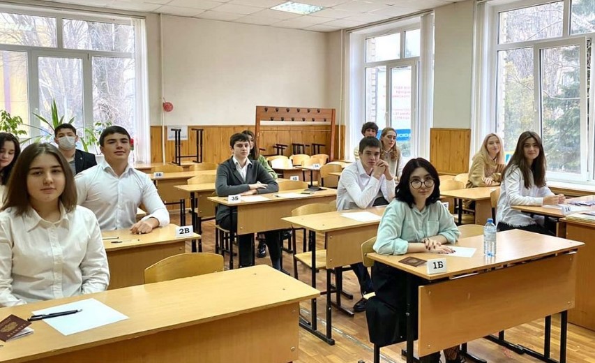 Одиннадцатиклассники Карачаево-Черкесии напишут итоговое сочинение, как допуск к ГИА