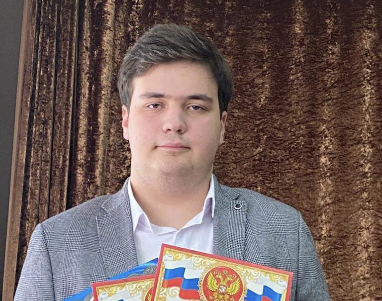 Четыре школьника из Карачаево-Черкесии ​набрали 100 баллов в ЕГЭ по истории