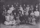 Род  Анисимовых - Галины Николаевны  Семенченко по материнской линии. 1928 г.