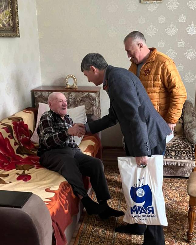 В Карачаево-Черкесии проходит акция «Подарок ветерану»