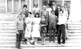 Студенты со своими преподавателями после защиты диплома(~1983г.)