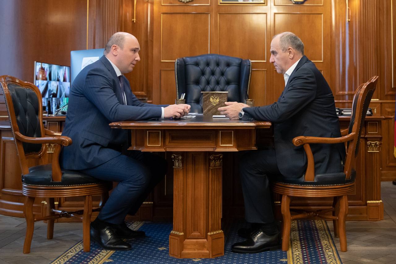 Глава Карачаево-Черкесии Р. Темрезов и мэр Черкесска А. Баскаев обсудили ход работ по благоустройству республиканской столицы