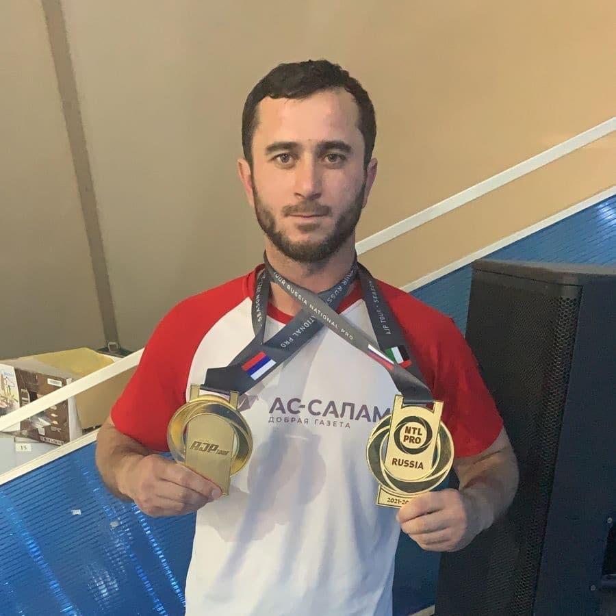 Три золотых и одну бронзовую медаль завоевал спортсмен из Карачаево-Черкесии на чемпионат России по бразильскому джиу-джитсу 
