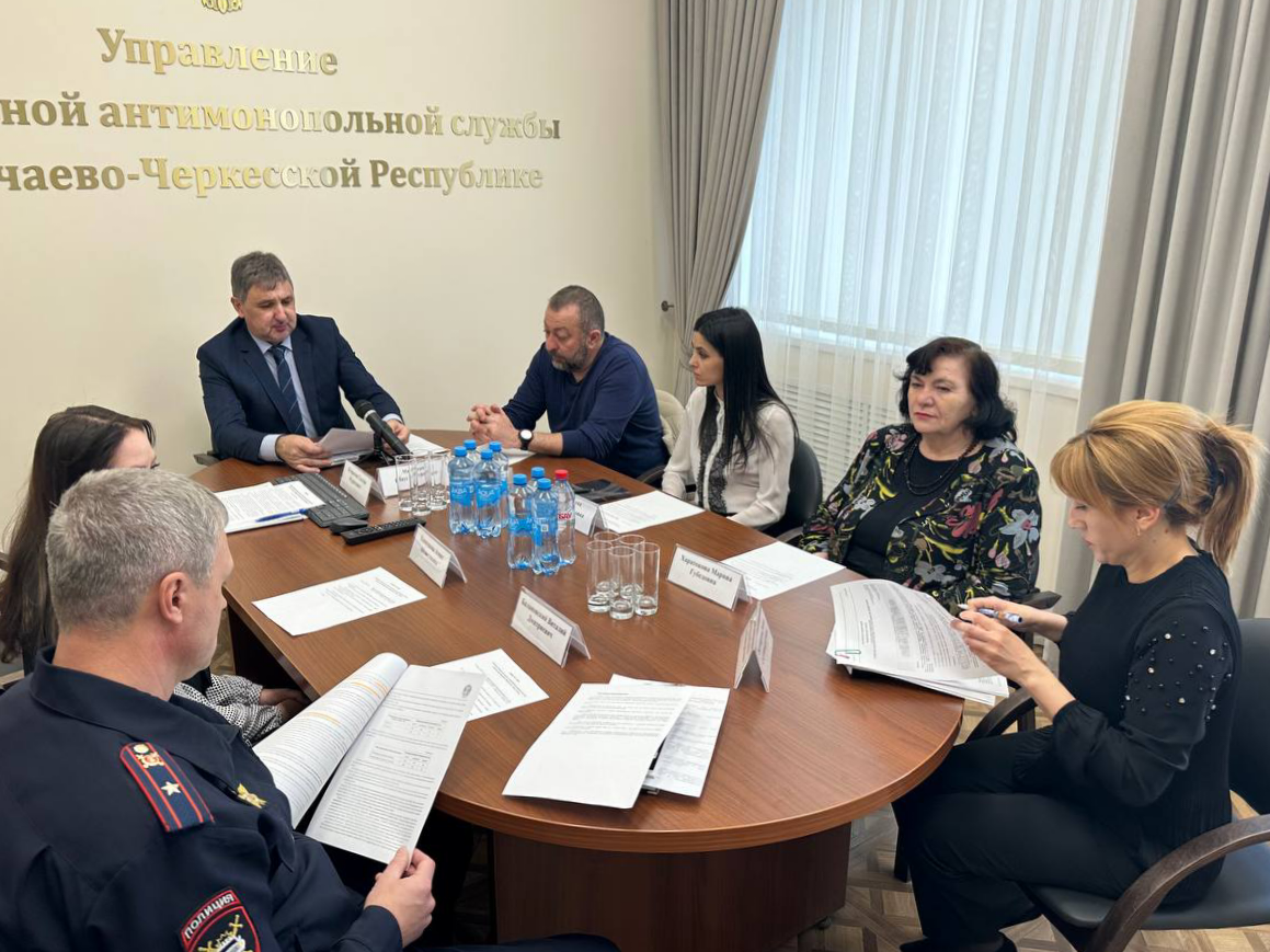 В УФАС Карачаево-Черкесии рассмотрели вопросы соблюдений норм закона о рекламе