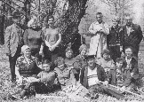 Коллектив облздравотдела на субботнике (1982 г.)