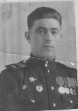 Джегутанов Шахмурза Салим-Гериевич (р. 1925), старшина, воевал в составе 416-й ТД, кавалер орденов Красной Звезды, Отечественной войны I и  II ст. и 16 медалей