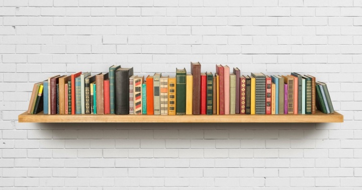 Министерство по делам молодежи КЧР объявляет акцию книжной помощи для жителей Донбасса