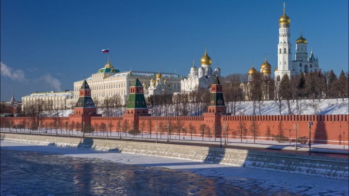 Поздравление первых лиц страны с наступающим Новым годом