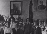 Приём в пионеры СШ № 8. 1956 год.