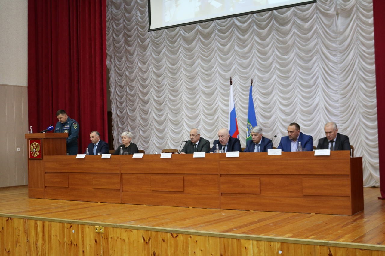 В Карачаево-Черкесии подвели итоги работы Единой государственной системы предупреждения и ликвидации ЧС