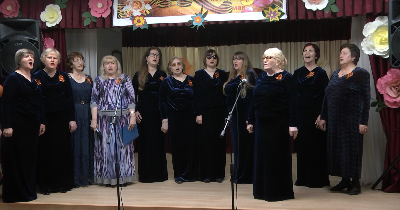 В столице Карачаево-Черкесии состоялся праздничный концерт с участием ветеранов ВОВ