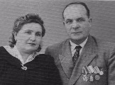 Директор завода МОЛОТ Шаповалов Яков Дмитриевич с женой Верой Ивановной ( 1960 год)